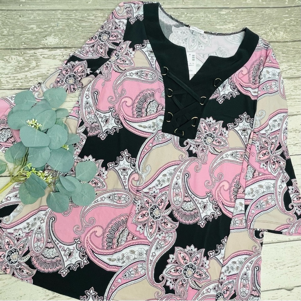 Avenue Paisley 3/4 Sleeve Tunic Top
